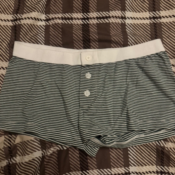 Brandy Melville green white striped shorts - Picture 1 of 1